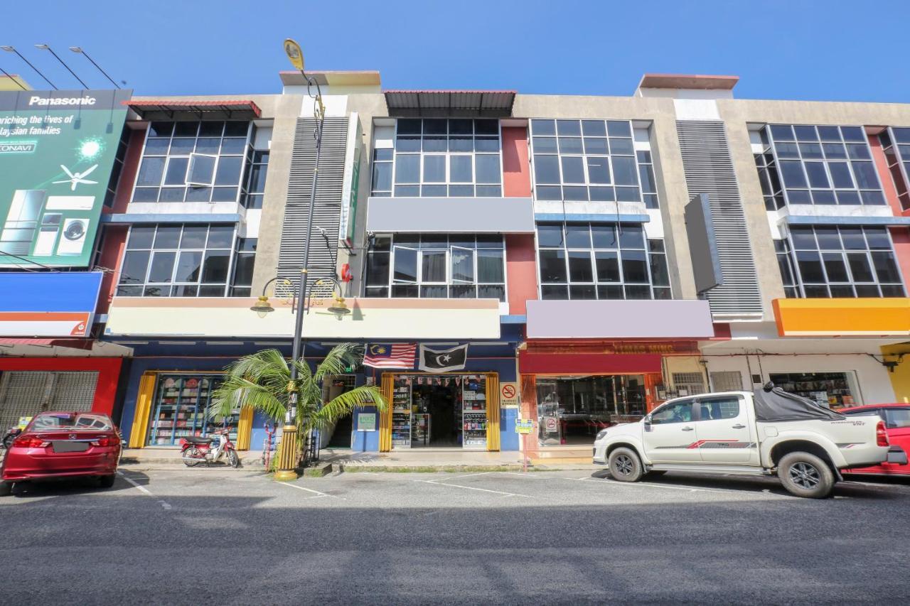 Oyo 90126 Pen U Cottages Dungun Exterior foto